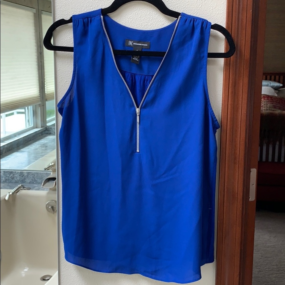 INC tank size Small